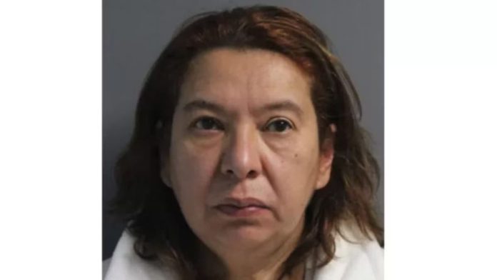 Fingió ser dentista en Nueva York y dejó a pacientes con parálisis facial