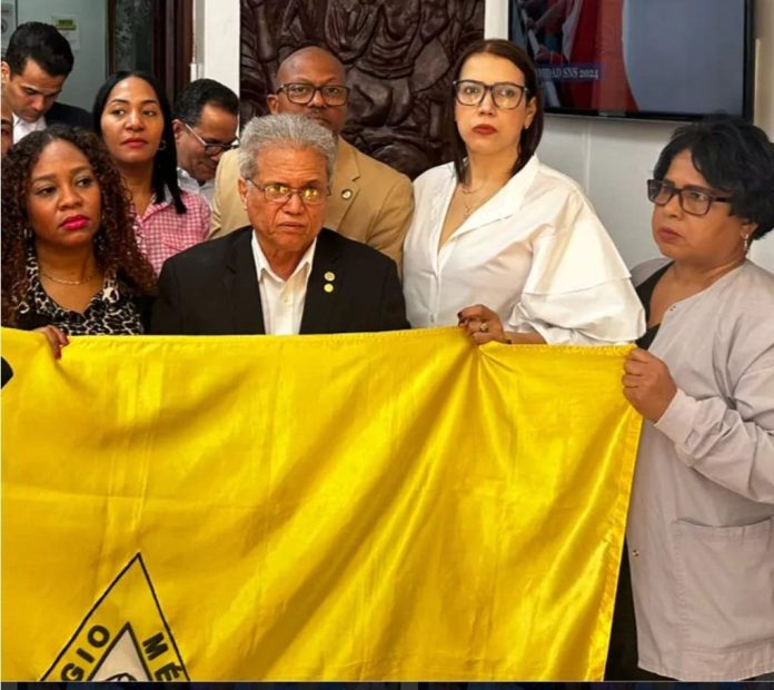 CMD se movilizará: Denuncian abandono de médicos pensionados