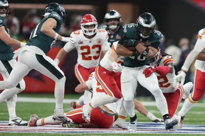 Eagles convierten a Saquon Barkley en el corredor mejor pagado con contrato de 2 años y $41.2 millones
