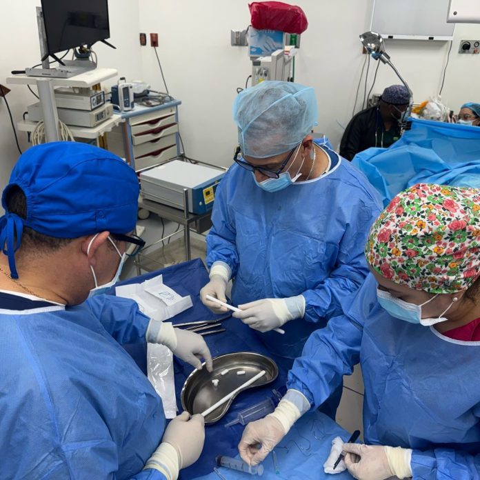 Hospital Moscoso Puello realiza jornada de implantes de prótesis de pene