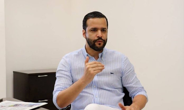 Rafael Paz estalla tras ser víctima de robo: “La ciudad está fuera de control”