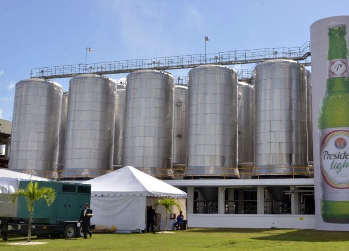 Rusia importa cerveza dominicana para paliar sanciones europeas