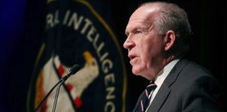 Exdirector de la CIA: «Tiendo a creer más a Irán que a Donald Trump»