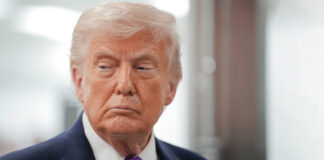 Mercados, rumores y «operaciones sospechosas» alrededor de las decisiones de Trump sobre Irán