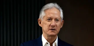 Ng Cortiñas advierte Gobierno y población no están preparados para asumir alzas del petróleo