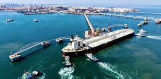 Los precios del petróleo cotizan a la baja, las bolsas se recuperan