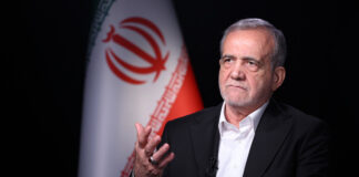 Presidente iraní: El mundo está en una encrucijada