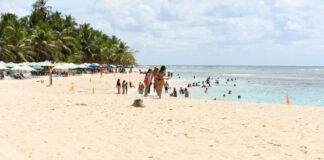 La tranquilidad es la protagonista en las playas de Boca Chica, Guayacanes y Juan Dolio