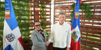 República Dominicana y la República de Haití acuerdan abrir espacio aéreo en mayo próximo y en acto público presidido por sus ministros de Exteriores