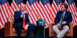 Tucker Carlson explica por qué se siente «traicionado» por Trump