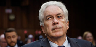 Exdirector de la CIA menciona 3 lecciones que aprender de la guerra con Irán