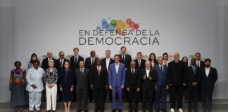 Por primera vez un gobierno dominicano traiciona el principio fundamental de nuestra diplomacia: No inmiscuirse en los asuntos internos de otros países y sí respaldar plenamente los acuerdos que firme con los aliados