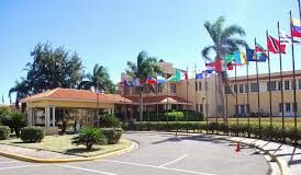 El Gobierno reforma el manejo de los consulados para que ya no sean un botín político