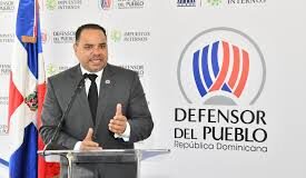 Es hora de que el Defensor del Pueblo, esté atento al accionar de fiscales, fiscalizadores, jueces y policías en destacamentos de ciudades y pueblos y que se le sugiera que debe girar una pasantía en cárceles de en los cuarteles y revisar desmanes de fiscalizadores contra la población sin apellido conocido