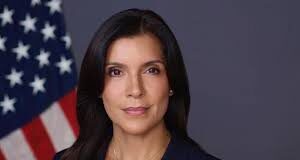 Embajadora de EEUU reacciona tras participación oficial dominicana en «cumbre progresista» en España