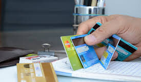 ¿Economía sana, moviéndose en base al fiado? Crecimiento en marzo dio señal de impulso apoyado en el crédito