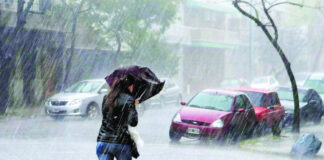 Onda tropical generará aguaceros esta tarde; vigilan tormenta tropical Dolly. Golfo de México o Golfo de América??