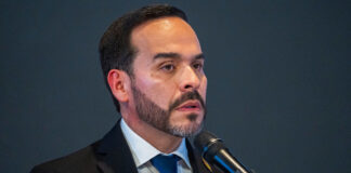 El primer comentario de De la Espriella tras el sismo en Colombia