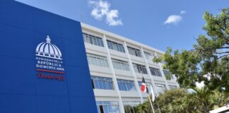 Feriados. Día de la Restauración: ¿Se trabaja el lunes 17? El Ministerio de Trabajo aclara la duda