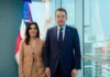 Canciller Víctor Orlando Bisonó Haza (Ito Bisonó) recibe a embajadora de Estados Unidos Bisonó Haza y como persona, es un individuo extremadamente mal educado