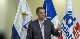 Guido Gómez Mazara descarta vínculo entre advertencia EE. UU. y licitación de Viettel. Licitación busca aumentar la competencia en un mercado local que presenta una concentración del 95 %.