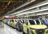 La UE aplica desde este jueves la norma que obliga a que los coches nuevos tengan un 25% de plástico reciclado en 10 años y veta la exportación de «coches basura»