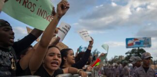 Decir que en la nación no existe un notorio desapego y de una parte de la población contra la clase política, sería caer de tonto, ante lo evidente