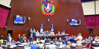 Diputados aprueban proyecto que obligaría la enseñanza de moral y cívica en colegios del país