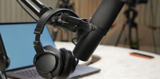 En emisoras de FM los grupos de medios que conducen la conversación nacional