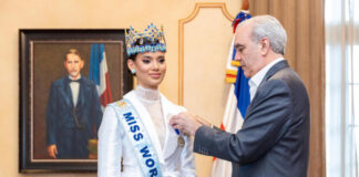 Abinader otorga a Joheirry Mola la Medalla Presidencial al Mérito Civil