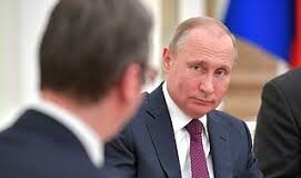 Vucic llama a Putin un día antes de dimitir: ¿de qué hablaron?