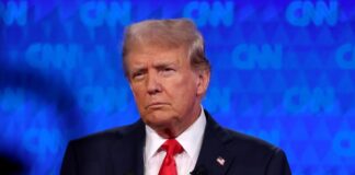 El momento en que Trump estalla contra una reportera tras pregunta sobre voto latino