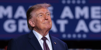 Trump levanta varios aranceles antirrusos contemplados en la reciente ley «infernal»