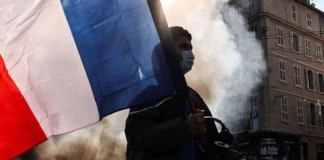 Conquistas sociales. La lección de Francia: el bienestar debe obedecer a la productividad