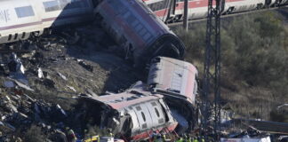 Por qué uno de los trenes accidentados en España estaba parado: revelan una posible causa