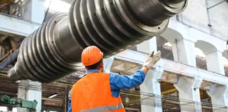Más de la mitad del empleo formal se concentra en tres ramas. Administración pública, comercio y el sector de industrias manufactureras reúnen a 1.44 millones de trabajadores