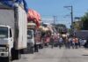 Haití prohíbe que mercancías de terceros países pasen por el territorio nacional. Sin embargo, los productos fabricados legalmente en República Dominicana podrán continuar ingresando a Haití por los puntos fronterizos terrestres oficiales